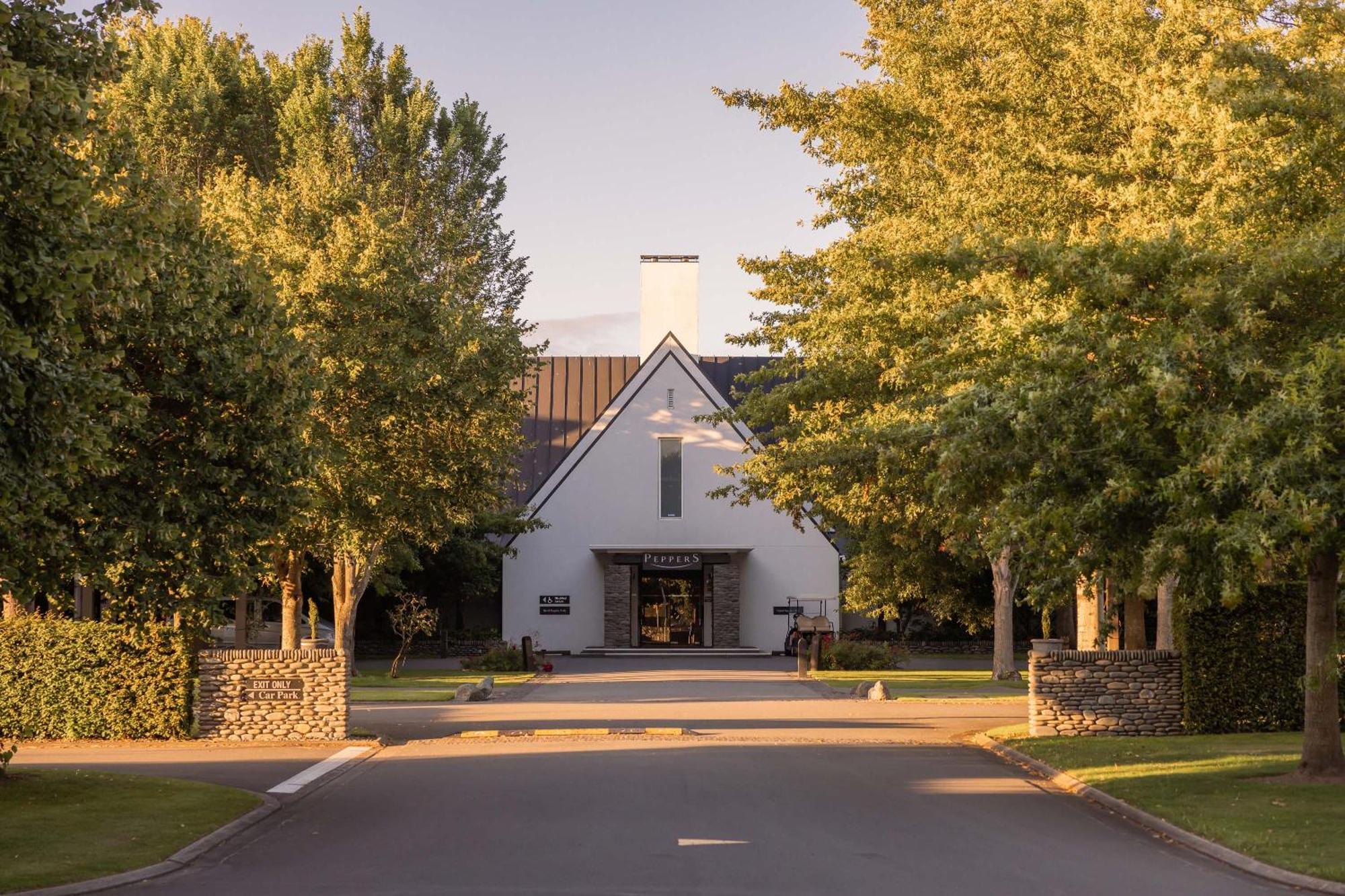 Peppers Clearwater Resort Christchurch Exterior foto